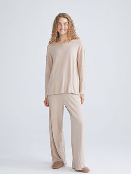 Bisiklet Yaka Puantiyeli Kad?n Pijama Tak?m?