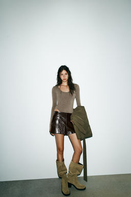 STITCHED SPLIT SUEDE HEELED BOOTS - Zara фото 12