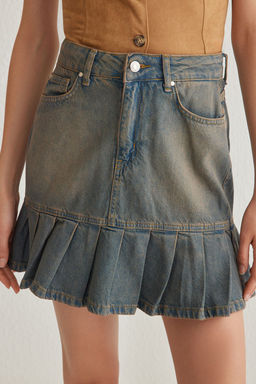 TRENDYOLMILLA Mavi Soluk Efekt Vintage Pileli Mini Denim Skater Etek TWOSS25ET00003 фото 3