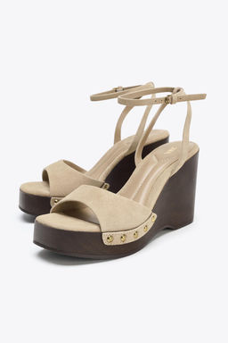 SPLIT SUEDE STUDDED SANDALS - Zara фото 3