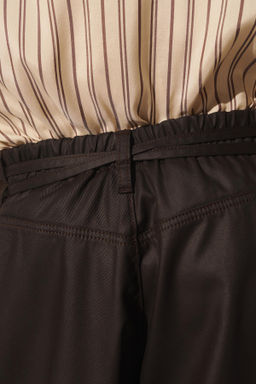 BERMUDA RELAXED FIT LYOCELL EFECTO ENCERADO / Marr?n - Zara фото 4