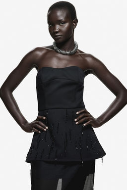 Top bandeau con detalles decorativos