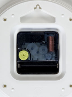 Часы настенные интерьерные «Вилка-ложка», d=35 см, бело-чёрные