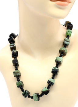 Бусы из агата тонированного кубик 13мм цв.зеленый, шарики 6мм, 60см