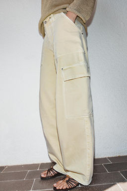 JEANS Z1975 BARREL TIRO MEDIO CARGO / Crudo medio - Zara фото 2