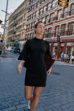 PLAIN KNIT MINI DRESS