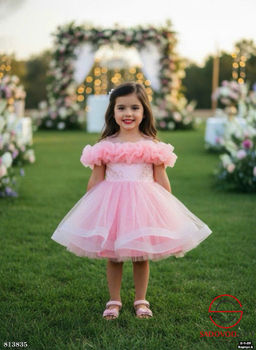 Платье для девочки нарядное