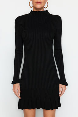 TRENDYOLMILLA K?rm?z? Mini Triko Etek Ucu Detayl? Elbise TWOAW24EL00468 фото 12