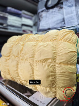 Подушка с непромокаемым чехлом на молнии