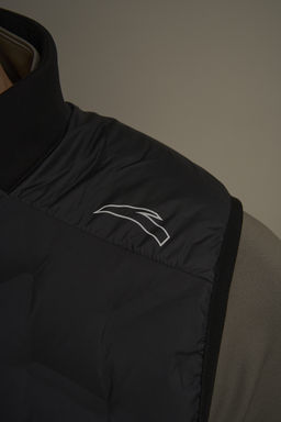 Жилет утепленный комбинированный Черный ANTA RUNNING Fleece Vest