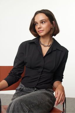 TRENDYOLMILLA Beyaz Bele Oturan Fitted Kal?p Dokuma Gomlek TWOAW25GO00075 фото 2