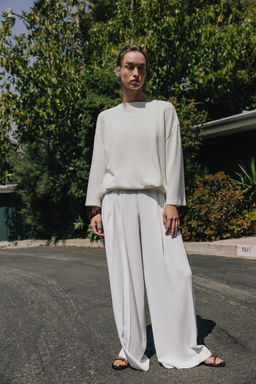 OVERSIZED KNITTED T-SHIRT
