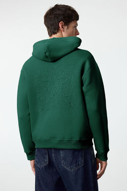 TRENDYOL MAN Antrasit Oversize/Genis Kesim S?rt? Nak?s Detayl? Kapusonlu Sweatshirt TMNAW25SW00142 - Trendyolmilla фото 2