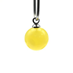Кулон шарик из янтаря 8мм цв.молочный