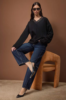 Siyah Yumusak Dokulu V Yaka Dantelli Triko Kazak TWOAW26KZ00288 - Trendyolmilla фото 2