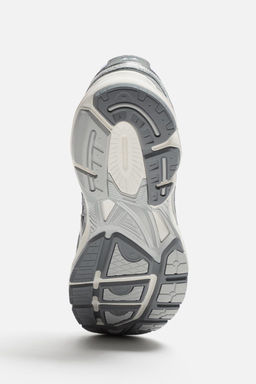 ORIGINS SNEAKER 001 - Zara фото 4