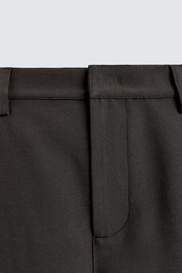 BERMUDA RELAXED FIT PLIEGUES LATERALES / Chocolate - Zara фото 9