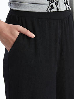 Beli Lastikli Dokulu Kad?n Pantolon