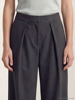 Y?ksek Bel Pileli Geni? Pa?a Kad?n Pantolon