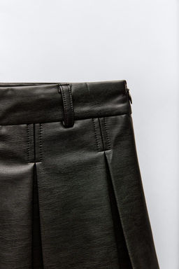 FAUX LEATHER SKIRT WITH BOX PLEATS - Zara фото 3
