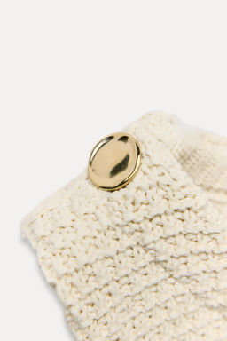 SLEEVELESS KNIT TOP WITH GOLD BUTTONS - Zara фото 7