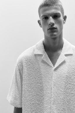 Camisa resort en tejido rizado Loose Fit - H&m фото 2