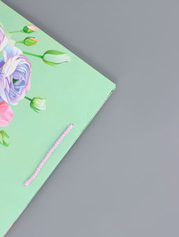 Цена за 2 шт. Пакет подарочный ламинированный вертикальный Цветочный вальс, 26?12?32 см