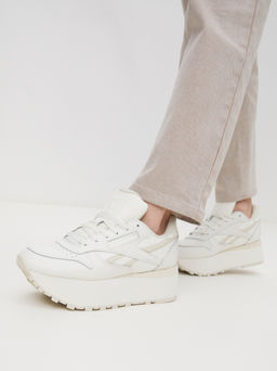 Женские кроссовки REEBOK CLASSIC LEATHER TRIPLE LIFT Артикул 4123680, белый