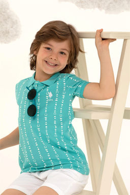 Мятно-зеленая футболка-поло для мальчика Неожиданная скидка в корзине