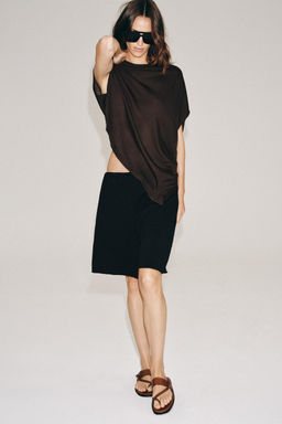 TOP ASIM?TRICO PUNTO / Marr?n - Zara фото 4