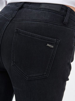 Утепленные Женские Джинсы Прямые на Флисе