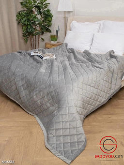 Покрывало на кровать велюровое