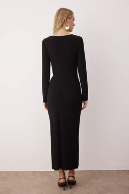 Siyah Duz Buzgulu Kay?k Yaka Astarl? Bodycone/Vucuda Oturan Maxi Orme Elbise TWOAW26EL00063