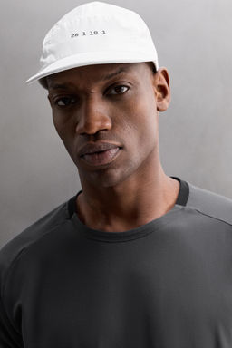 TEXTURED TRAINING T-SHIRT - Zara фото 6