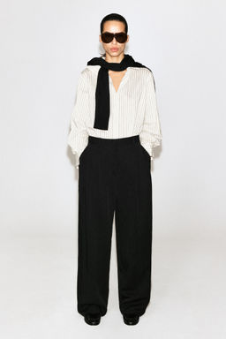 PANTAL?N WIDE LEG FLUIDO RELAXED FIT