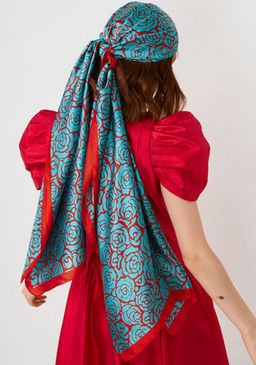 Большой, мягкий, тонкий и очень нежный двусторонний палантин с рисунком