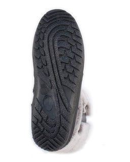 Унты женские на литой подошве. Черные., Мех "шиншилла". Короткие. Молния.