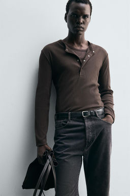 STRUCTURED GRANDAD COLLAR T-SHIRT - Zara фото 5