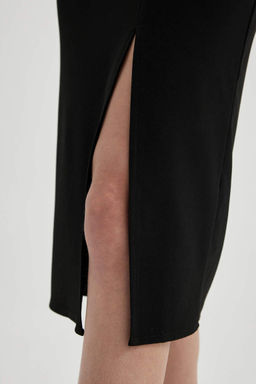 Черное платье миди с квадратным вырезом и разрезом на бретельках - Defacto фото 6