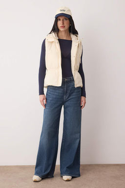 Ekru Regular Kal?p Triko Kapuson Detayl? Sisme Yelek TWOAW26YE00023 - Trendyolmilla фото 2