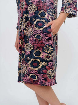 Халат женский, цвет красный