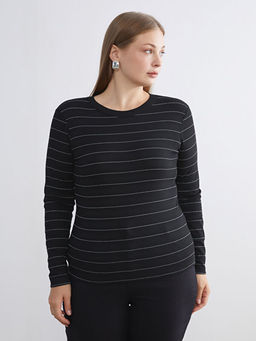 Bisiklet Yaka ?izgili Kad?n Ti??rt