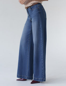 Джинсы трубы прямые с декоративной стиркой из эластичного денима - Vilatte фото 2