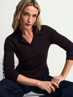 Джемпер из вискозы с отложным воротником / Zarina