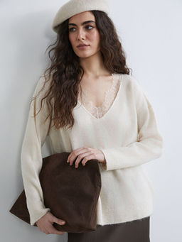 V Yaka Dantel Detayl? Oversize Kad?n Triko Kazak