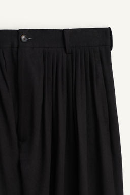 PANTAL?N PLIEGUES TRAJE LINO - LYOCELL / Negro