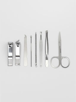 Набор маникюрный, 8 предметов, в пластиковом футляре, зелёный