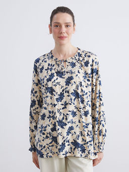 Ba?lamal? Yaka ?i?ekli Bluz