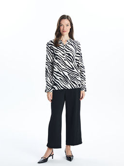 Ka??k Yaka Desenli Kad?n Bluz