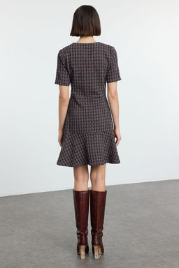 TRENDYOLMILLA Indigo Etegi Belden Ac?lan Bisiklet Yaka Mini Tuvit Dokuma Elbise TWOAW25EL00280 фото 5